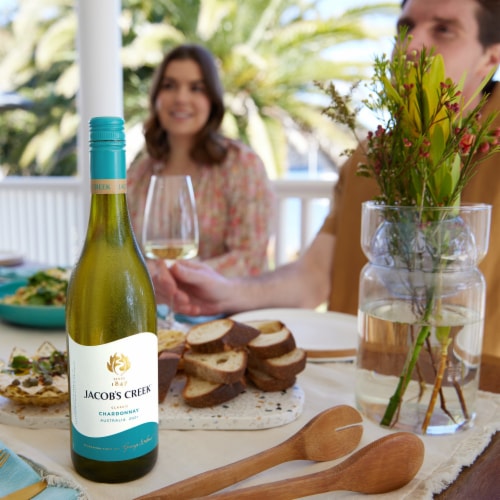 Jacob's Creek Chardonnay South Eastern Australian White Wine Perspective: back