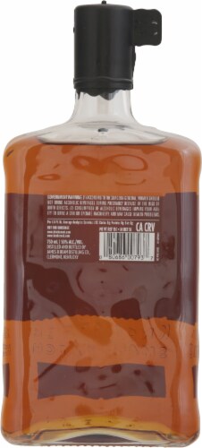 Knob Creek Aged 10 Years Kentucky Straight Rye Whiskey Perspective: back