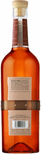 Basil Hayden Dark Rye Kentucky Blended Whiskey Perspective: back