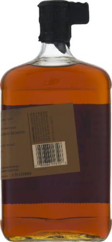 Knob Creek Small Batch 100 Proof Kentucky Straight Bourbon Whiskey Perspective: back