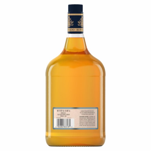 100 Años Reposado Tequila Perspective: back