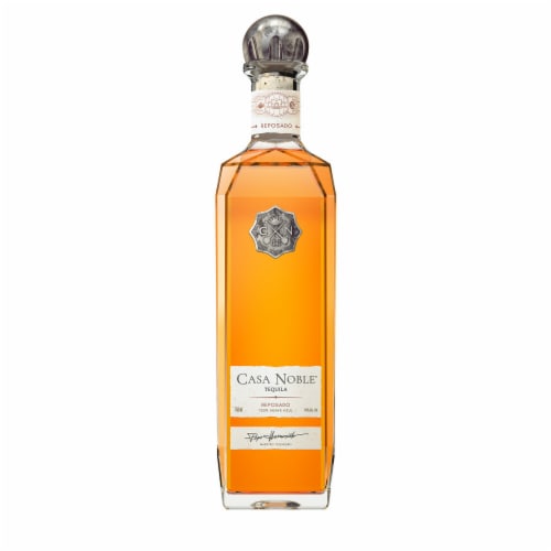 Casa Noble Reposado Tequila Perspective: back