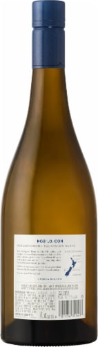 Nobilo Icon™ Sauvignon Blanc New Zealand White Wine Perspective: back