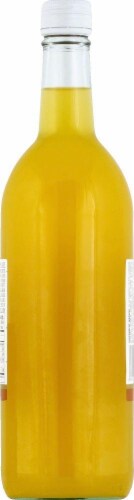 Boone's Farm Fuzzy Navel Wine Cooler Perspective: back
