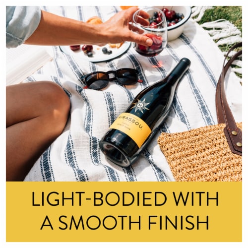 Mirassou Pinot Noir Red Wine 750ml Perspective: back