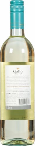 Gallo Family Vineyards Moscato California White Wine Perspective: back