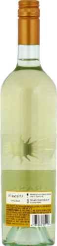Mirassou Moscato California White Wine Perspective: back