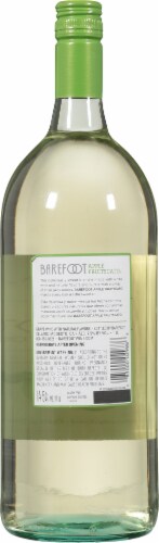 Barefoot Fruitscato Apple Moscato Sweet Wine Perspective: back