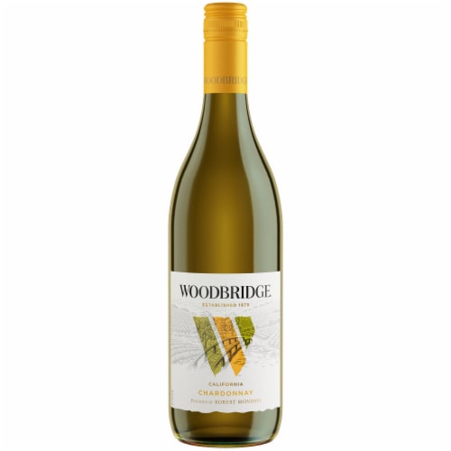 Woodbridge Chardonnay White Wine Perspective: back