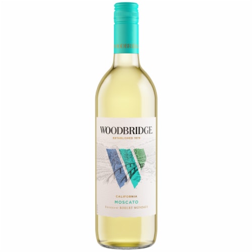 Woodbridge Moscato White Wine Perspective: back