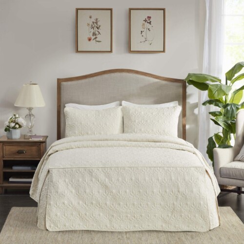 Madison Park Quebec 3 PC Fitted Bedspread King Cream, King Kroger