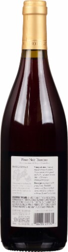 Bottega Vinaia Pinot Noir Red Wine Perspective: back