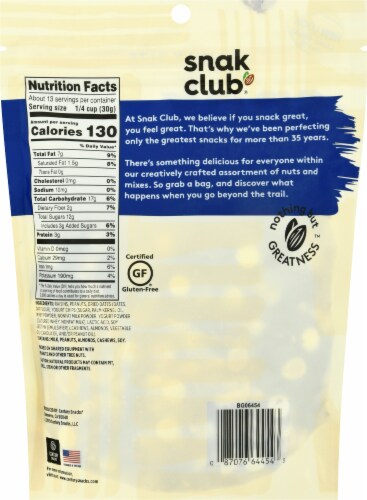 Snak Club® Family Size Yogurt Trail Mix Perspective: back