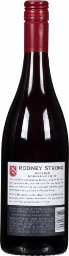 Rodney Strong Russian River Valley Pinot Noir Red Wine Perspective: back