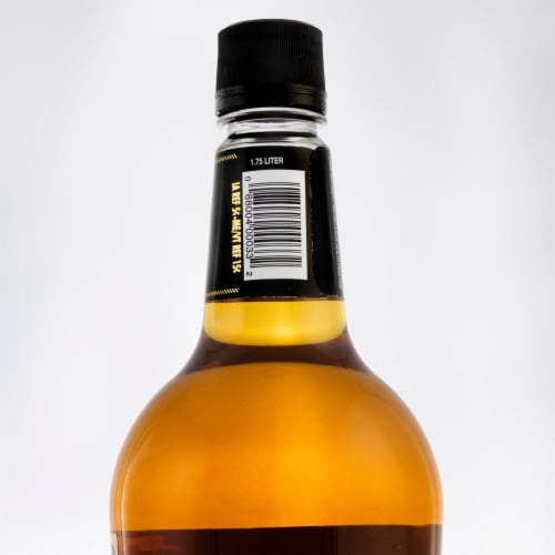 Rich And Rare Canadian Whisky Perspective: back