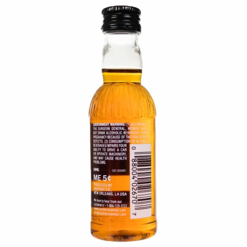 Southern Comfort Black Whiskey Perspective: back