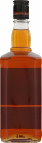 Benchmark® Extra Strong Full Proof Kentucky Straight Bourbon Whiskey Perspective: back