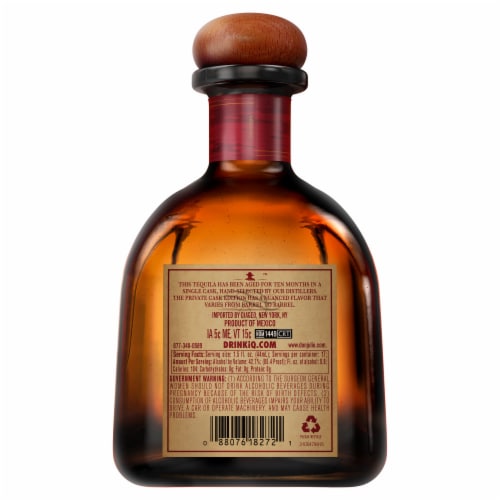 Don Julio Reposado Private Cask Tequila Perspective: back