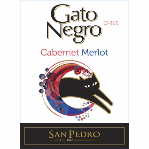Gato Negro Cabernet Sauvignon/Merlot Blend Chile Red Wine Perspective: back