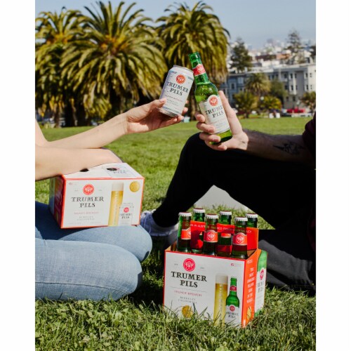 Trumer Pils Craft Beer Perspective: back