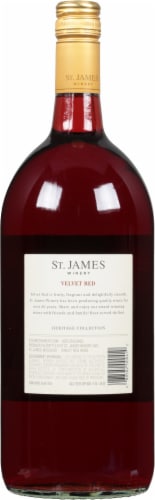 St. James Velvet Sweet Red Wine Perspective: back