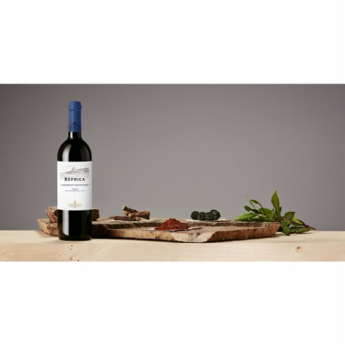 Tormaresca Neprica Cabernet Sauvignon Italy Red Wine Perspective: back