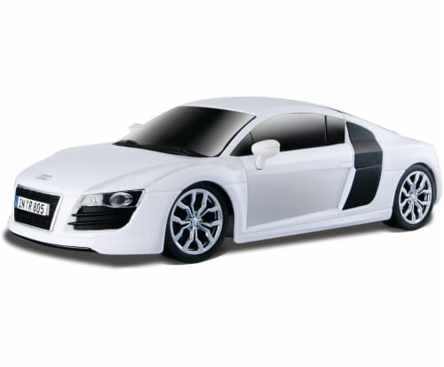 Maisto TECH 1:24 Scale Remote Control Car - Assorted Perspective: back