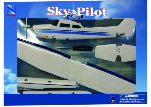 Snap Together Model Cessna 172 Skyhawk with Float 1:42 Scale Perspective: back