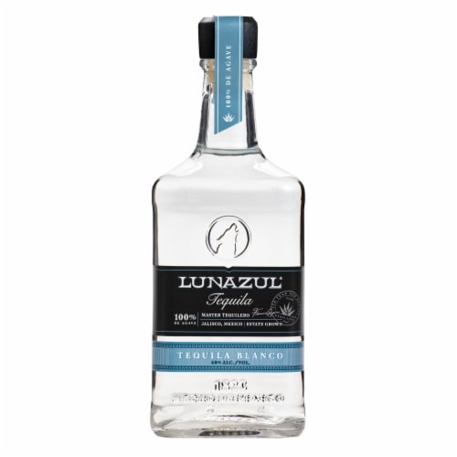 Lunazul Tequila Blanco Perspective: back