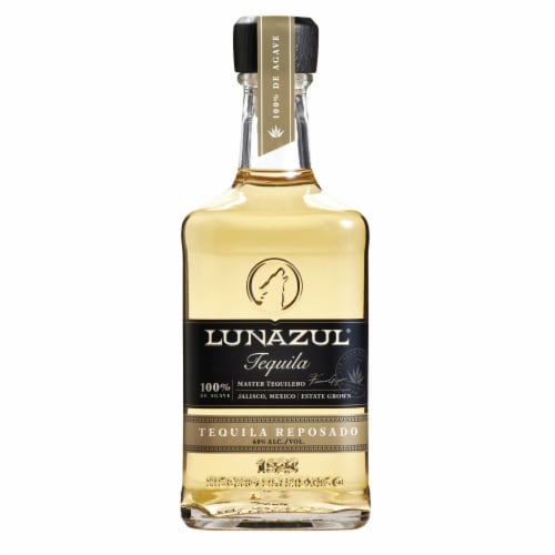 Lunazul Tequila Reposado Perspective: back