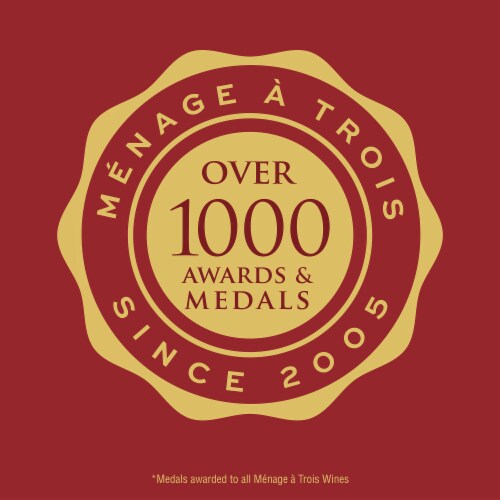 Menage a Trois Sultry California Red Wine 750 ml Perspective: back