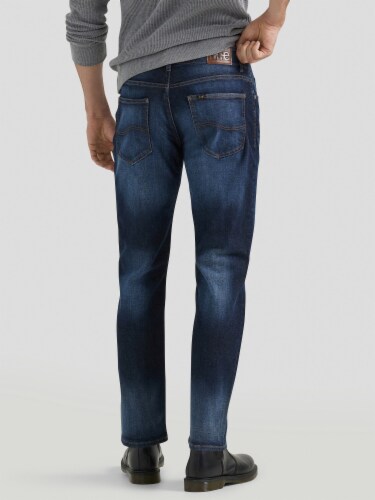Extreme Motion Denim Straight Fit Tapered Leg - Trip Perspective: back