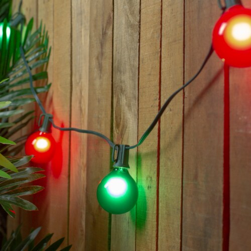Northlight 15-Count Red and Green G50 Globe Christmas Light Set, 13.5 ft Green Wire Perspective: back