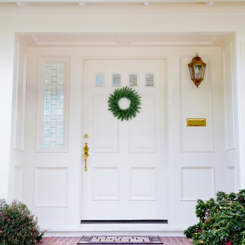 Northlight Winona Fir Artificial Christmas Wreath- 16 inch, Unlit Perspective: back