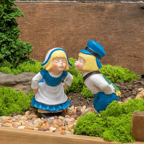 Gardens Alive! Minature Kissing Dutch Couple Garden Statues Perspective: back