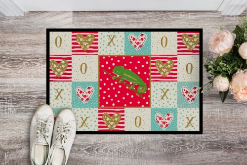 Carolines Treasures  CK5531JMAT Chameleon Indoor or Outdoor Mat 24x36, Red Perspective: back