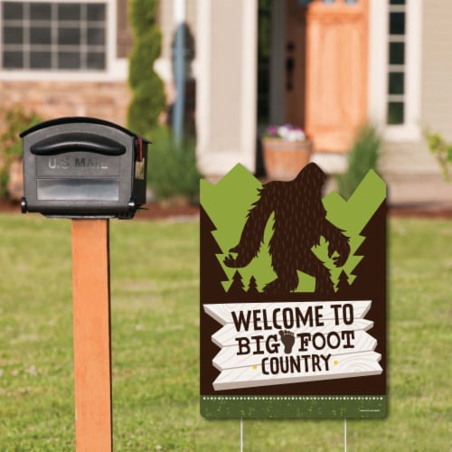 Big Dot of Happiness Sasquatch Crossing - Party Decorations - Bigfoot Welcome Yard Sign Perspective: back
