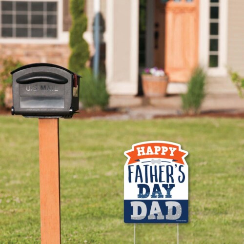Big Dot of Happiness Happy Father's Day - Outdoor Lawn We Love Dad Party Yard Sign - 1 Pc Perspective: back