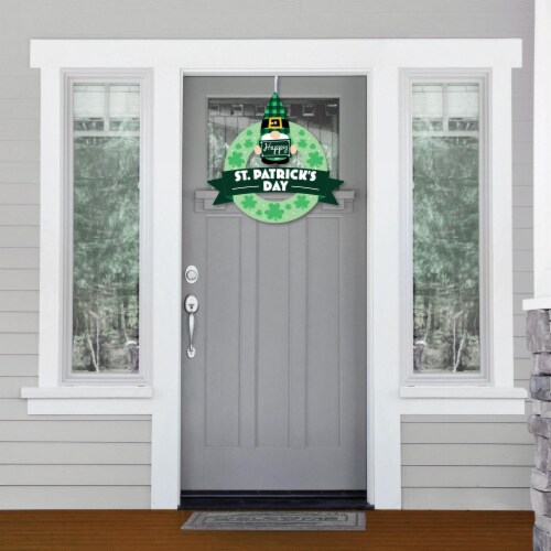 Big Dot of Happiness Irish Gnomes - Outdoor St. Patrick's Day Party Decor - Front Door Wreath Perspective: back