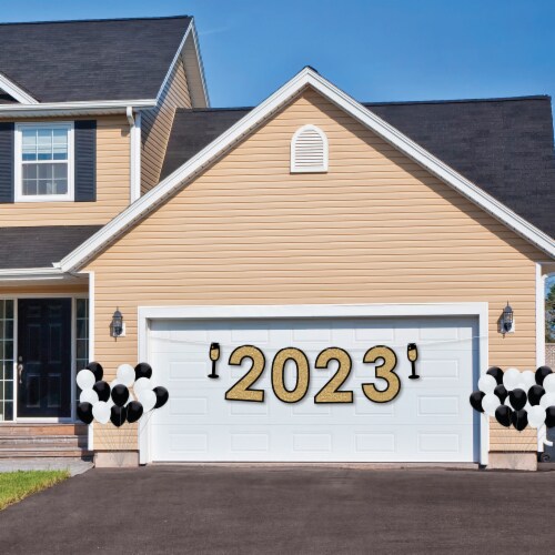 Big Dot of Happiness New Year's Eve Gold - New Year Party Decor - 2023 Outdoor Letter Banner Perspective: back