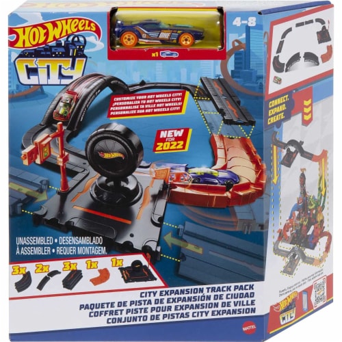 Hot Wheels Loop Stunt Champion Track Set with Dual-Track Loop