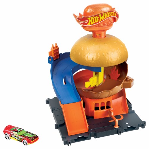 Mattel Hot Wheels® City Burger Blitz Playset Perspective: back