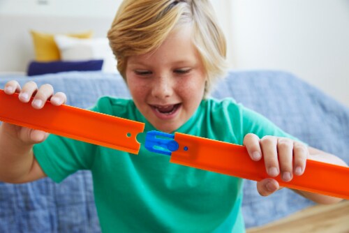 Hot Wheels® Track Builder Unlimited™ Straight Track Pack Perspective: back