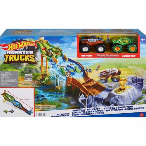 Hot Wheels Monster Trucks Wreckin Raceway with 2 Toy Trucks