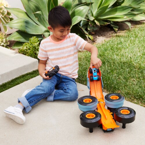 Mattel® Hot Wheels Monster Trucks™ Transforming Rhinomite RC Vehicle Perspective: back