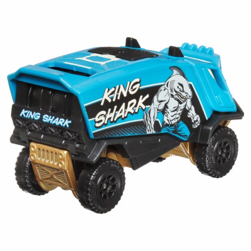 Mattel Hot Wheels Batman King Shark Aero Pod™ Diecast Vehicle Perspective: back