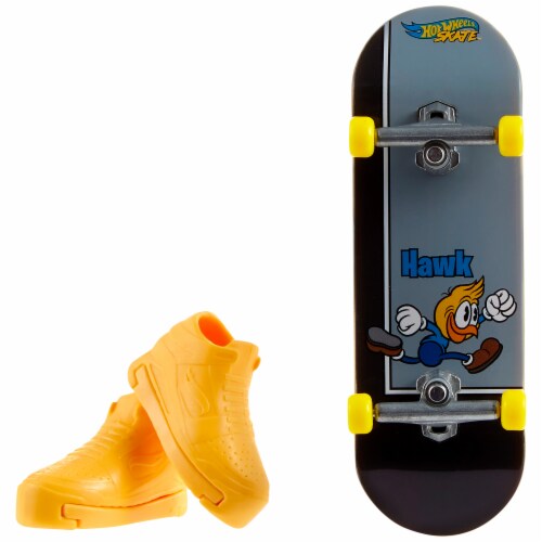 Mattel Hot Wheels Skate Tony Hawk Fingerboard wth Shoes Toy (Styles May Vary) Perspective: back