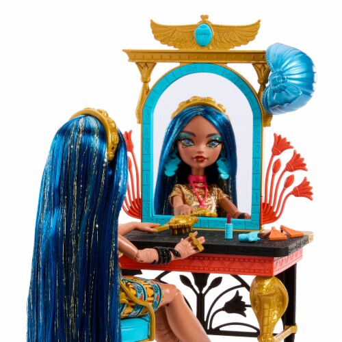 Cleo de nile doll deals
