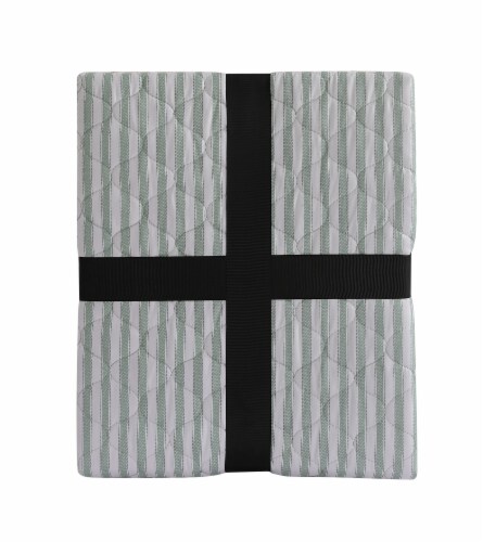 Ellen Tracy Quilt - Green/White, King - Kroger