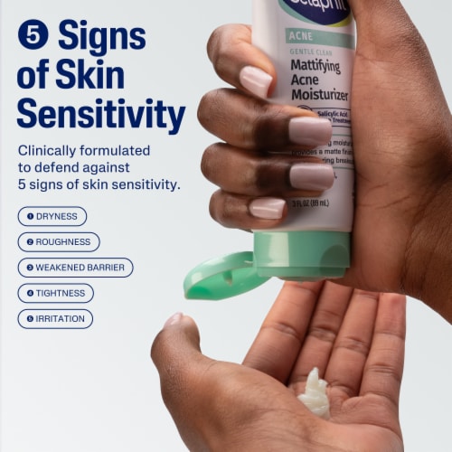 Cetaphil® Gentle Clear Mattifying Acne Moisturizer Perspective: back